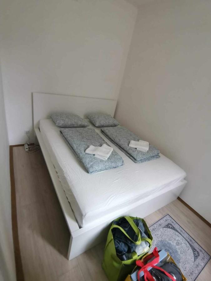 Metro 1 Min. Appartement Vienne