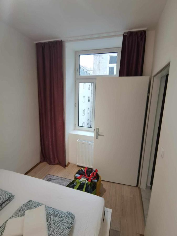 Appartement Metro 1 Min. *